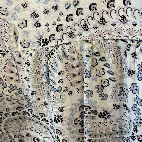 Loft Paisley Puff Sleeve Button dress. Easy breezy summer dress drop waist. - Picture 3 of 6